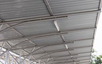 installing Pool Quay metal roofing